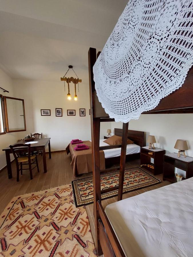 Guest House Gorani Berat Exterior photo