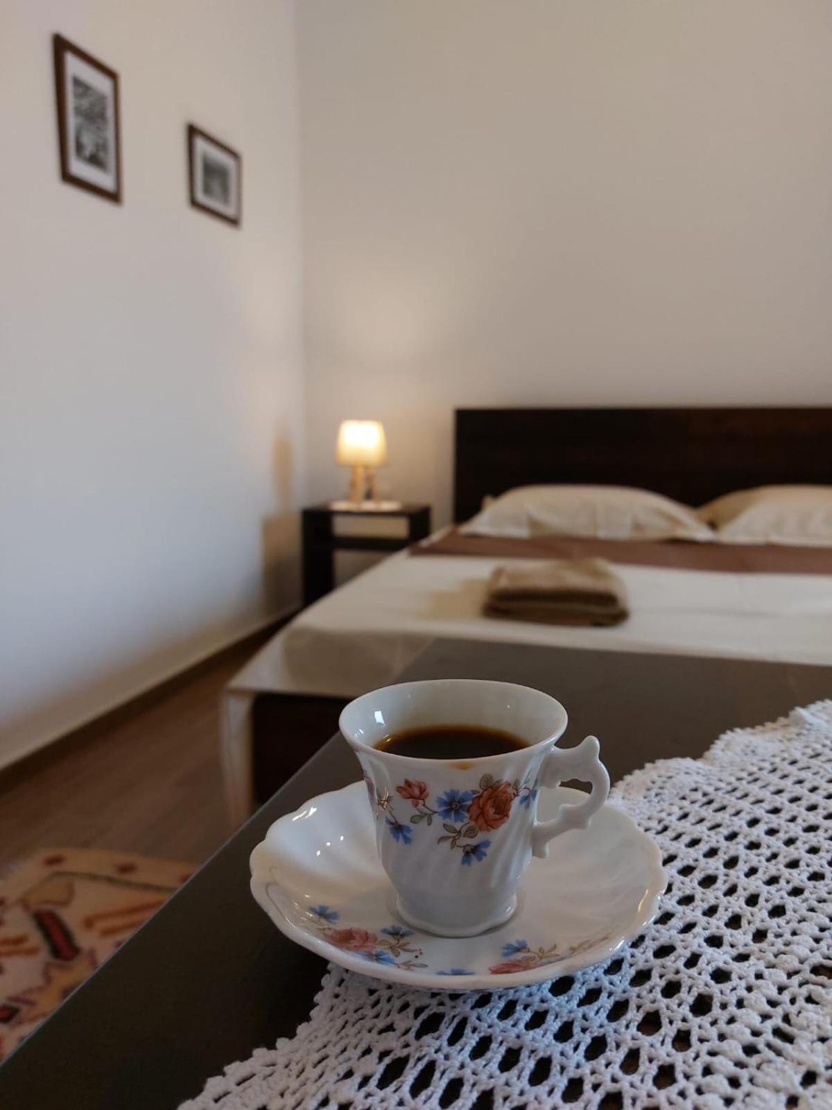 Guest House Gorani Berat Exterior photo